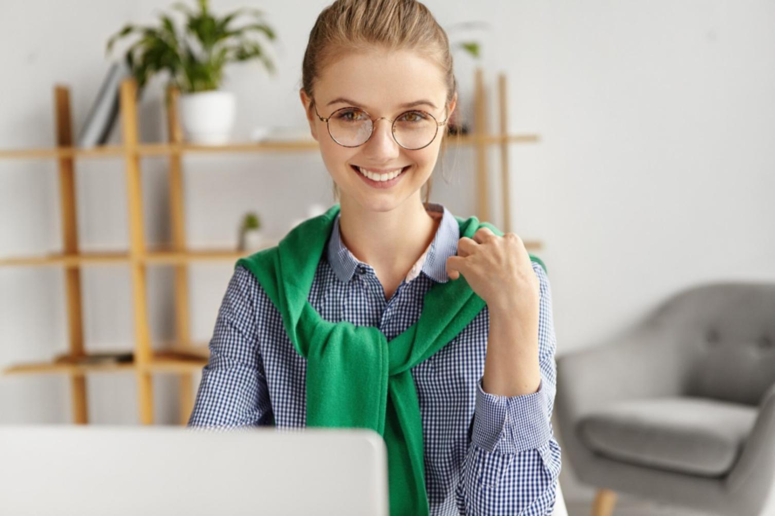 Smart expense tracking for business operations